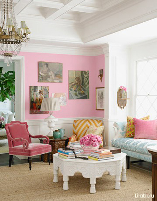 Интерьер комнаты для девушки в розовых тонах