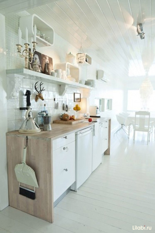Белая кухня